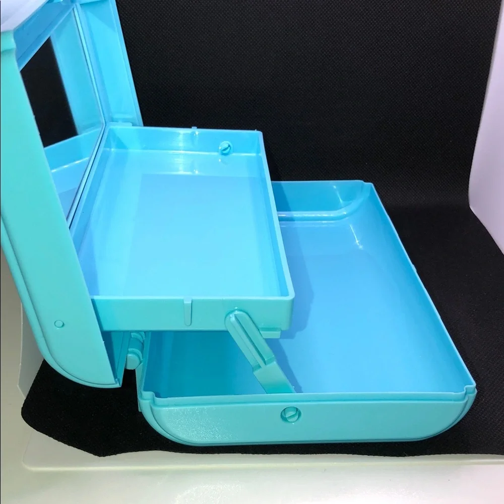 Caboodles take it tote case NEW